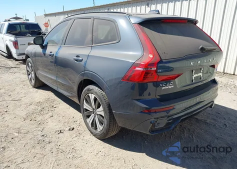 2024 Volvo Xc60 Recharge Plug-In Hybrid T8 Core Dark Theme from USA, damaged, VIN YV4H60DK6R1883426
